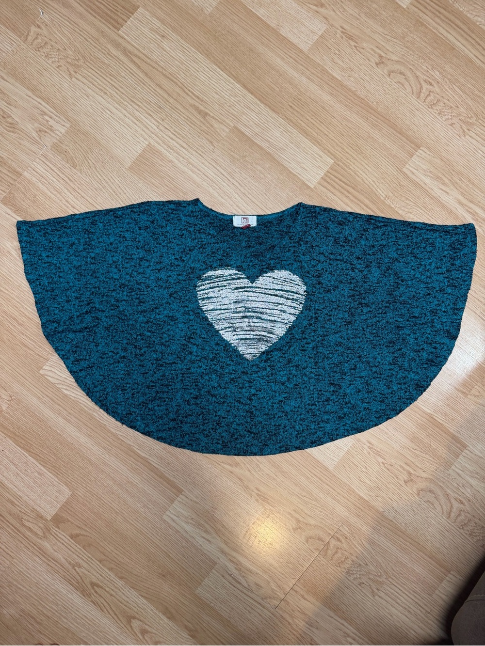 LEI Life Energy Intelligence Girls Heart Batwing Dolman Sweater XL 14/16